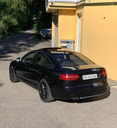 Audi S6 5.2 V10 quattro — Berline haute performance rare, 210000 km, sans accident — Heckansicht