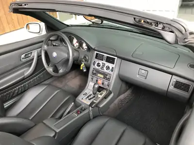 Mercedes-Benz SLK 200 Kompressor — Cabriolet sportif 2002, moteur surcompressé, seulement 15 000 km — Miniatura 7