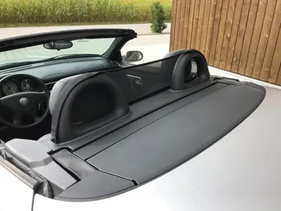 Mercedes-Benz SLK 200 Kompressor — Cabriolet sportif 2002, moteur surcompressé, seulement 15 000 km — Miniatura 13