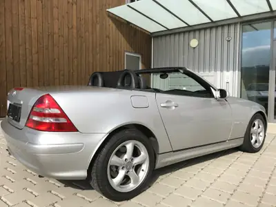 Mercedes-Benz SLK 230 Kompressor — Roadster sportif, 197 ch, très peu roulé — Armaturenbrett
