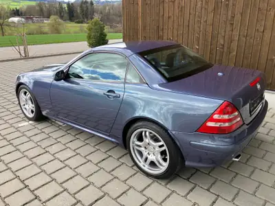 Mercedes-Benz SLK 320 — Cabriolet sportif 2000, 218 ch et design rétro — Miniature 14