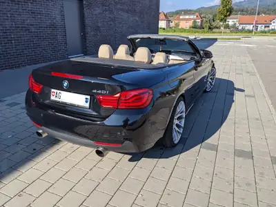 BMW 440i Cabriolet M Sport — Roadster sportif, audio premium et dynamique rare — intérieur