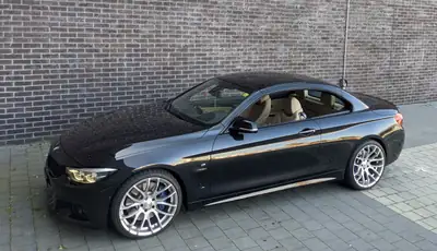 BMW 440i Cabriolet M Sport — Roadster sportif, audio premium et dynamique rare — détail