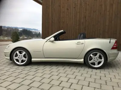 Mercedes-Benz SLK 32 AMG — Cabriolet haute performance, 354 ch d'exception — Miniatura 7