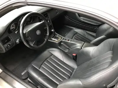 Mercedes-Benz SLK 32 AMG — Cabriolet haute performance, 354 ch d'exception — Miniatura 9