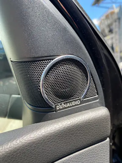 VW Golf 2.0 TSI R 4Motion DSG — Performance all-terrain, 270 ch et suspension Airride — Miniatur 19