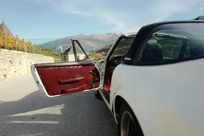 Porsche 911 Targa 2.0 S 1969 — Un chef-d'œuvre cabriolet, 27'000 km seulement — arrière
