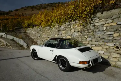 Porsche 911 Targa 2.0 S 1969 — Un chef-d'œuvre cabriolet, 27'000 km seulement — côté