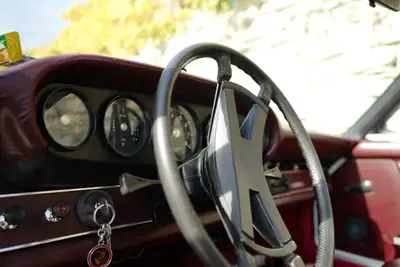 Porsche 911 Targa 2.0 S 1969 — Un chef-d'œuvre cabriolet, 27'000 km seulement — intérieur