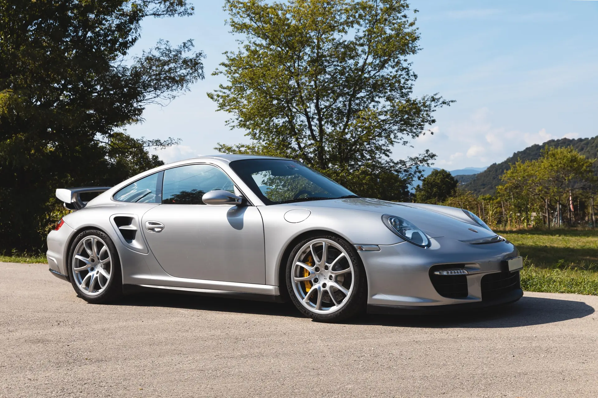 Porsche 911 GT2 2008 — Supercar légendaire, 530 ch et seulement 44'554 km — Außenansicht