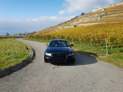 Audi RS5 Coupé 4.2 FSI — 450 ch, Quattro, Design noir intégral — Thumbnail 12