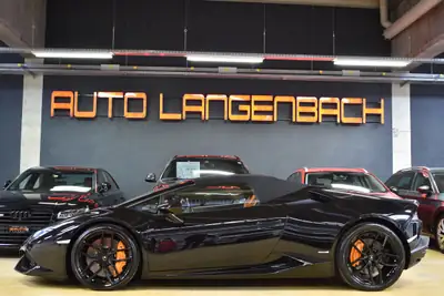 Lamborghini Huracán LP610-4 Spyder DCT — Supercar décapotable, 49 000 km seulement — Miniature 9