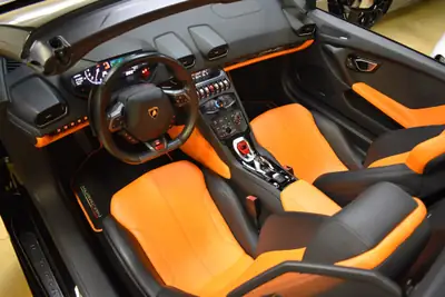 Lamborghini Huracán LP610-4 Spyder DCT — Supercar décapotable, 49 000 km seulement — Miniature 17
