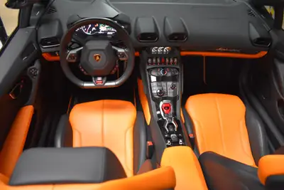 Lamborghini Huracán LP610-4 Spyder DCT — Supercar décapotable, 49 000 km seulement — Miniature 19