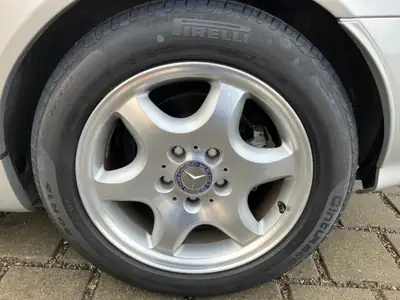 Mercedes-Benz SLK 200 Kompressor 2001 — Roadster élégant, ultra-compacte avec 16'900 km — Miniatura 11