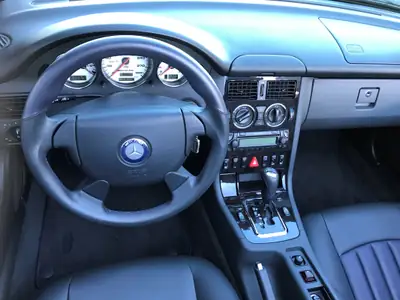 Mercedes-Benz SLK 32 AMG — Roadster 354 ch, seulement 37'000 km — Miniatura 9