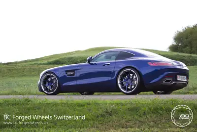 Mercedes-AMG GT Speedshift DCT — Coupé sportif 510 ch, kilométrage minimaliste — Miniature 10