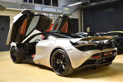 McLaren 720S Coupé Luxury — Supercar britannique 720 ch, premier propriétaire suisse — Miniature 8