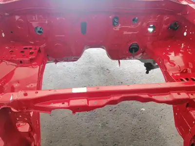 Toyota HI-LUX 2,5 D4D 4x4 — Rarité restaurée, châssis et carrosserie neufs, 100% sans rouille — Miniature 18