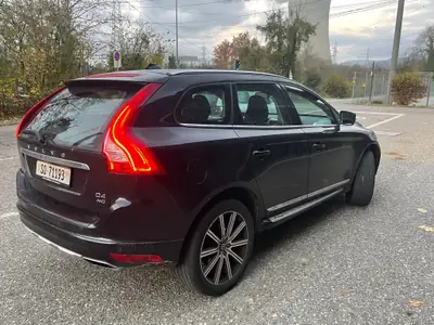 Volvo XC60 D4 AWD Husky — 230 ch, tout-terrain premium, 81 000 km — Miniatura 8