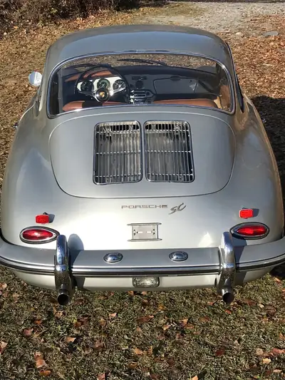 Porsche 356 SC 1963 — Légende automobile, 46'800 km, état exceptionnel — intérieur