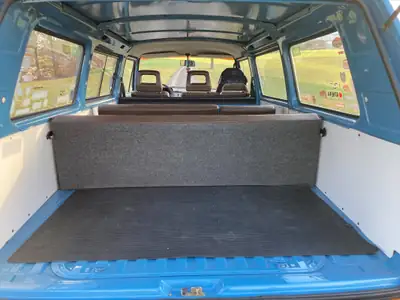 VW T3 Typ 2 — Le classique utilitaire des années 1980, kilométrage authentifié — Miniature 9