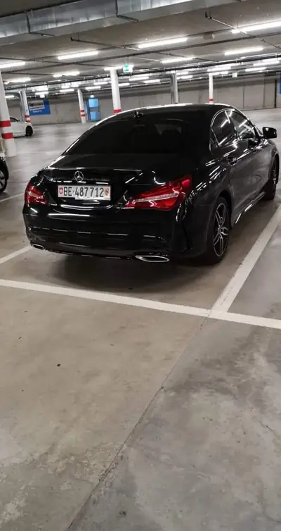 Mercedes-Benz CLA 220 Diesel AMG Line — Coupé élégant, 120'000 km, sans sinistre — cruscotto