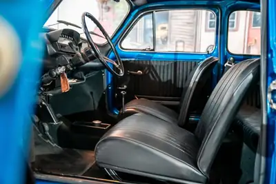 Fiat 500L 1971 — Classique emblématique, moteur essence fiable, 86000 km — interni