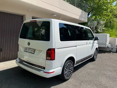 VW T6.1 Caravelle 2.0 TDI Highline — Monospace 8 places, transmission DSG, finition premium — côté