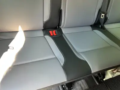 VW T6.1 Caravelle 2.0 TDI Highline — Monospace 8 places, transmission DSG, finition premium — Miniature 18