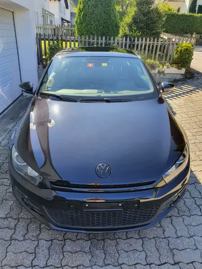 VW Scirocco 2.0 TSI DSG — Coupé sportif 255 ch, entretien AMAG, 71 000 km — détail