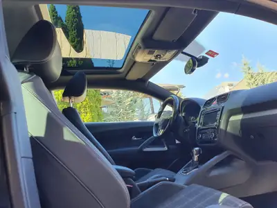 VW Scirocco 2.0 TSI DSG — Coupé sportif 255 ch, entretien AMAG, 71 000 km — Miniature 8