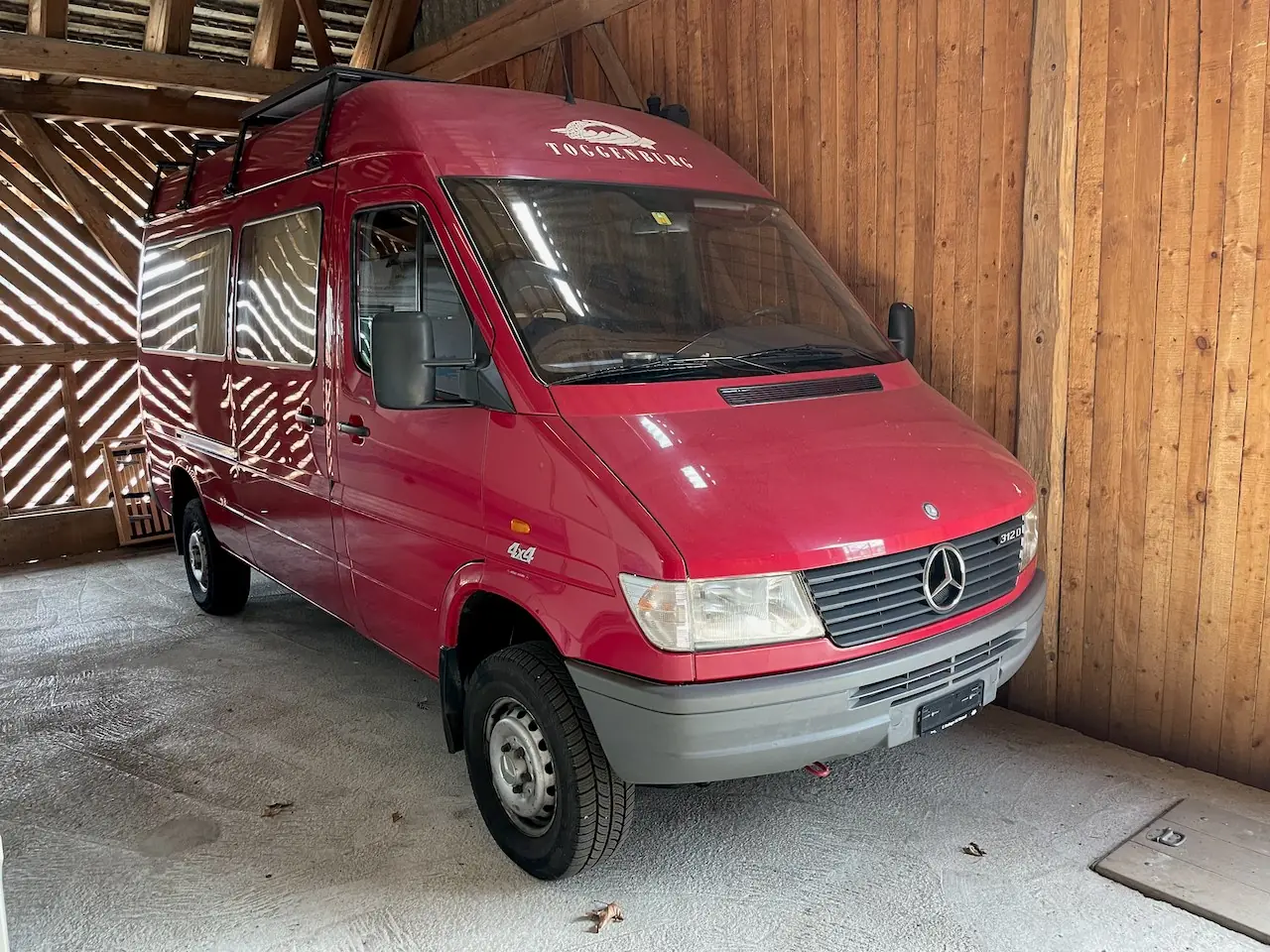 Mercedes-Benz Sprinter 312 D — Utilitaire robuste 9 places, 4x4 Allrad, seulement 54'000 km — vue extérieure