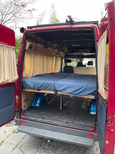 Mercedes-Benz Sprinter 312 D — Utilitaire robuste 9 places, 4x4 Allrad, seulement 54'000 km — Miniature 8