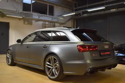 Audi RS6 Avant — Berline sport V8 560 ch, première main, historique complet — arrière