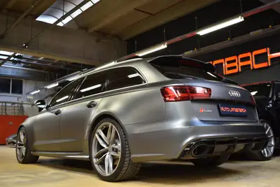 Audi RS6 Avant — Berline sport V8 560 ch, première main, historique complet — Miniature 12