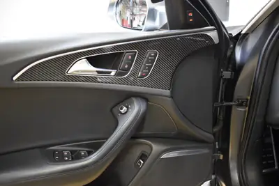 Audi RS6 Avant — Berline sport V8 560 ch, première main, historique complet — Miniature 18