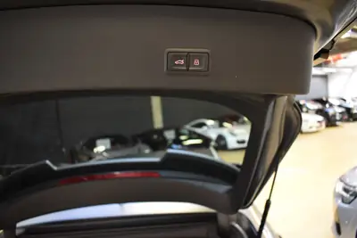 Audi RS6 Avant — Berline sport V8 560 ch, première main, historique complet — Miniature 21