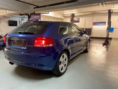 Audi A3 2.0 FSI Ambiente — Coupé sportif 3 portes, 150 ch et seulement 82 000 km — Heckansicht