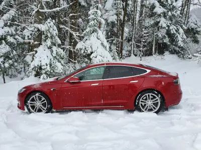Tesla Model S 75D — Berline électrique haute performance, FSD intégré, 154000 km — Miniatura 11