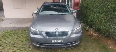 BMW 535i Touring E61 — Break sportif biturbo, 306 ch, sans accident — Seitenansicht