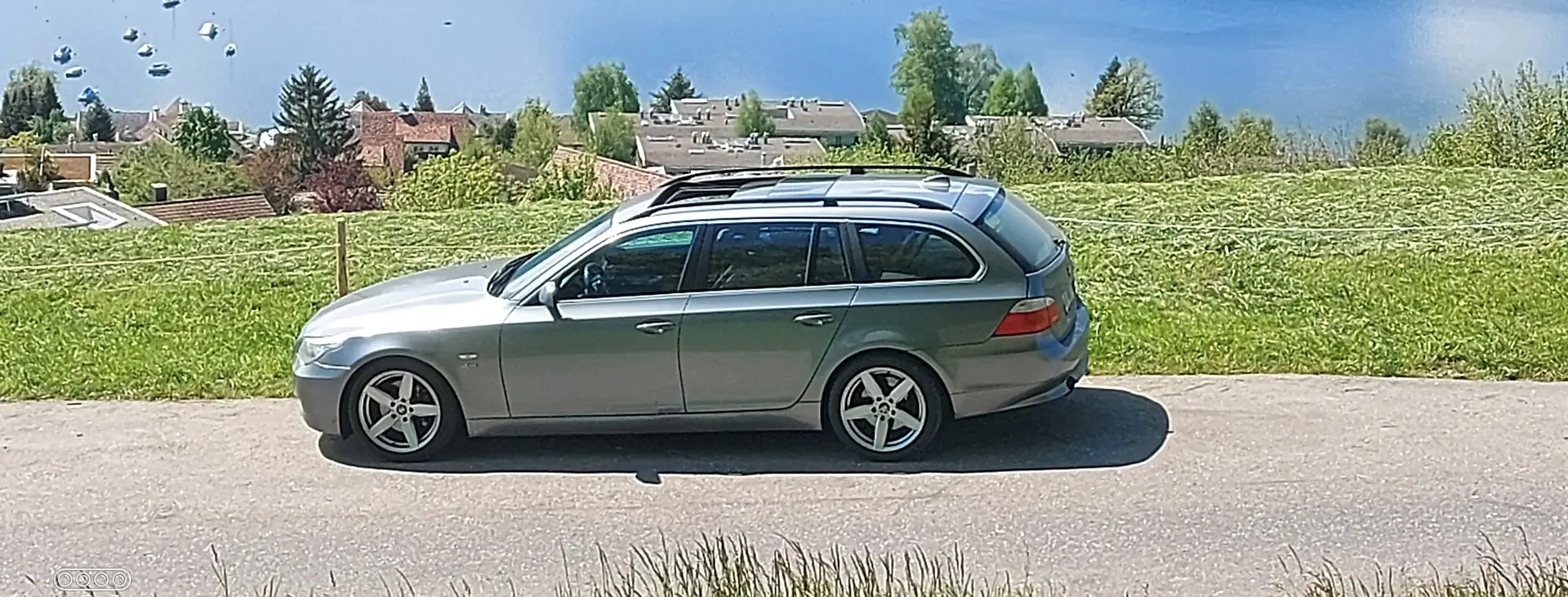 BMW 535i Touring E61 — Break sportif biturbo, 306 ch, sans accident — Außenansicht