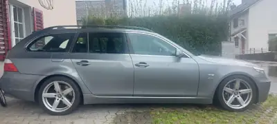 BMW 535i Touring E61 — Break sportif biturbo, 306 ch, sans accident — Heckansicht