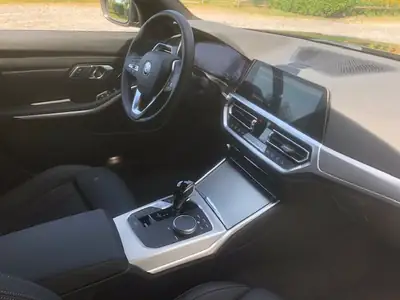 BMW 330e xDrive Touring Steptronic — Hybride rechargeable, 7000 km seulement — Miniatur 8