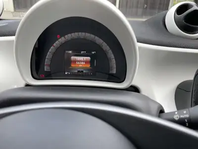 Smart Forfour Prime 2015 — Citadine compacte et économe, 75'000 km — cruscotto