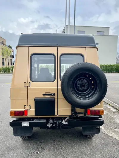 Puch G GE230 — Le SUV emblématique des années 90, entièrement restauré — Miniature 15