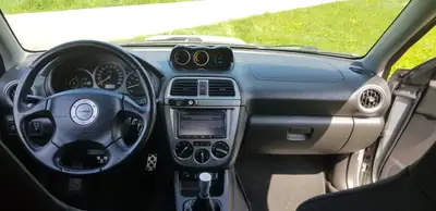 Subaru Impreza WRX STI 2001 — Légendaire 328 ch, 4WD Turbo, Investissement complet — arrière