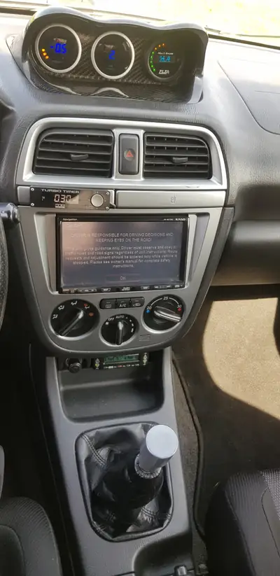 Subaru Impreza WRX STI 2001 — Légendaire 328 ch, 4WD Turbo, Investissement complet — Miniature 13