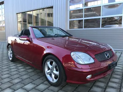 Mercedes-Benz SLK 200 Kompressor — Roadster sportif compressé, 47'000 km seulement — vista posteriore