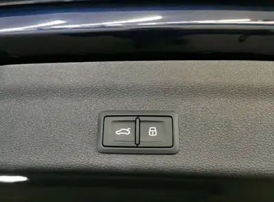Audi A6 Avant 45 TDI Sport quattro — Break diesel puissant, toit panoramique, 95'000 km — Miniatur 10
